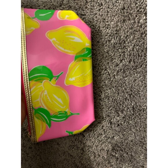 Lilly Pulitzer Makeup bag - Picture 3 of 4